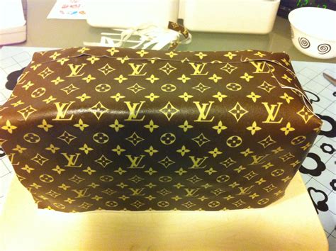 Paso a paso: tarta bolso Louis Vuitton 